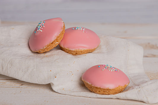 Bebeleivos 4 kpl – pieni voitaikinainen leivos makealla kuorrutuksella