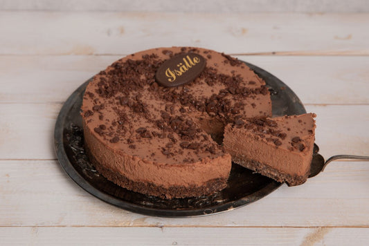 Suklaa-juustokakku – täyteläinen ja pehmeä juustokakku suklaalla juhlapöytään