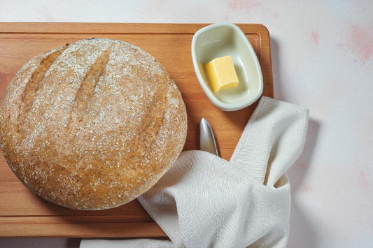 Maalais-hiivaleipä – pehmeä ja aito kotitekoinen leipä kanelin vivahteella