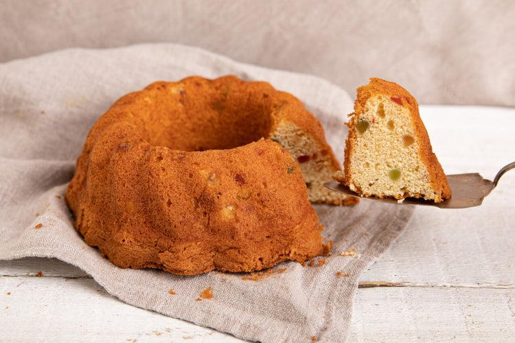 Englantilainen hedelmäkakku – mehevä klassikko täynnä hedelmiä