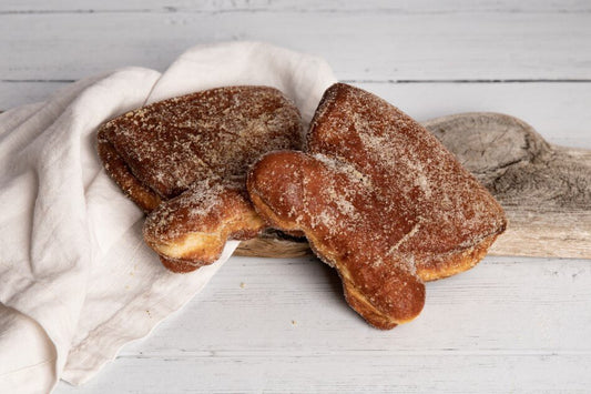 Possumunkki omenamarmeladilla, pehmeä munaton munkki makeaan kahvihetkeen, myydään neljän kappaleen erissä